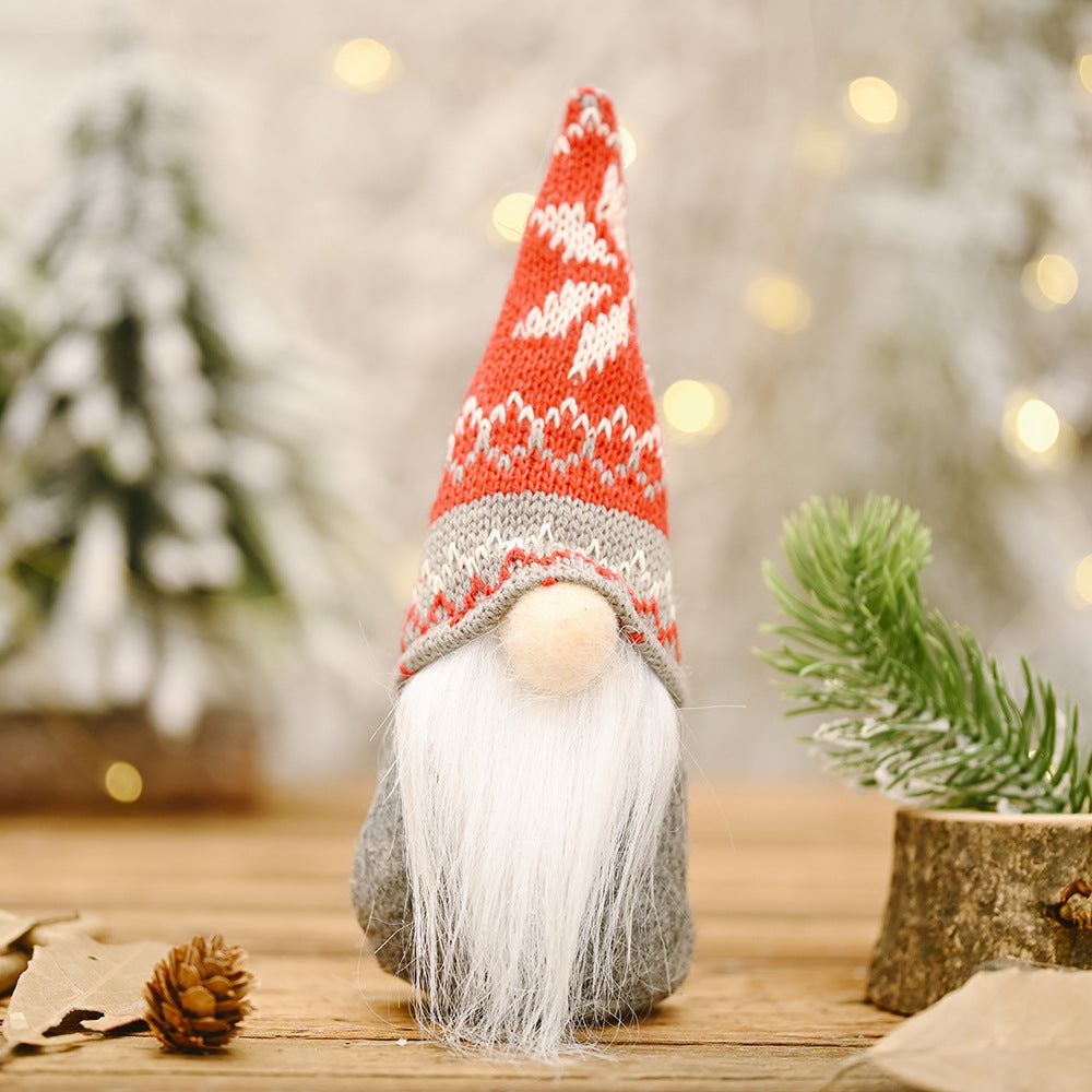 Christmas Gnome Set for a Warm, Festive Mantel Display