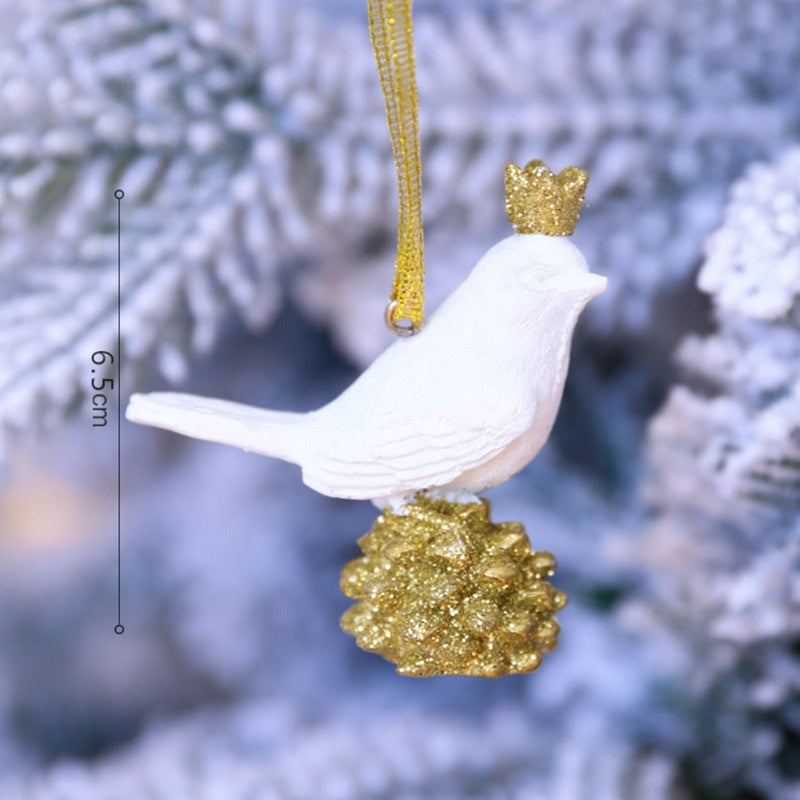 Christmas Tree Ornaments With Sparkling Gold Detail