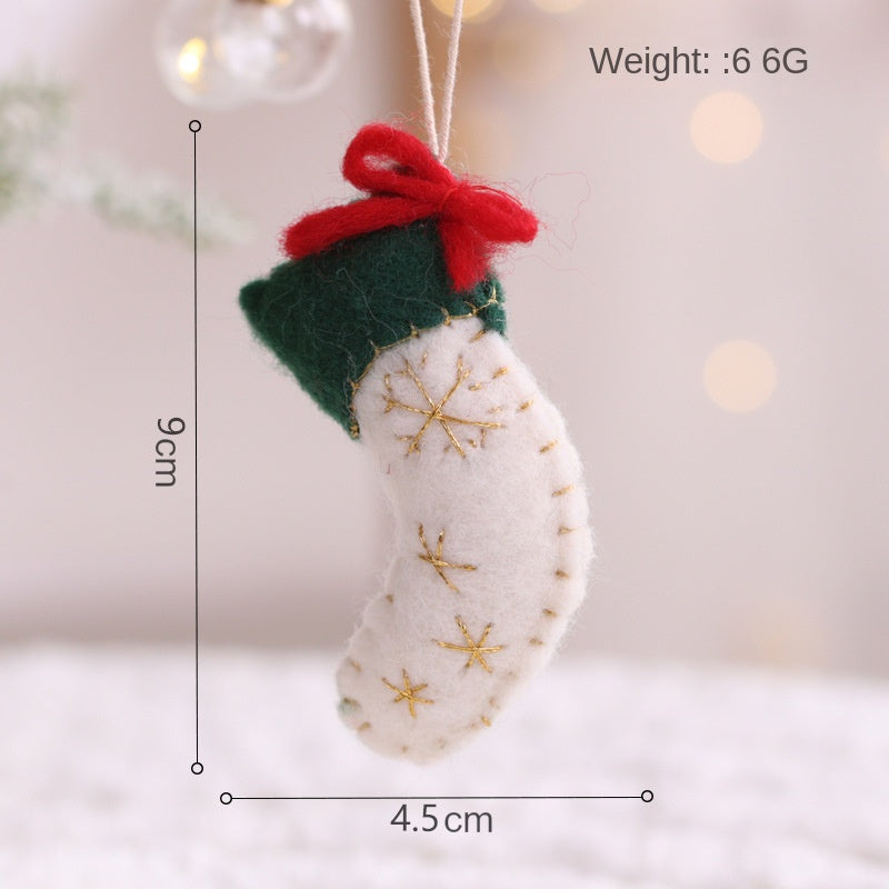 Felt Christmas Ornaments for a Cozy Handmade Tree