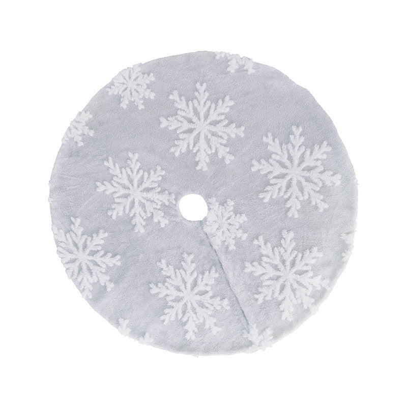 Fluffy White Christmas Tree Skirt for a Snowy Display