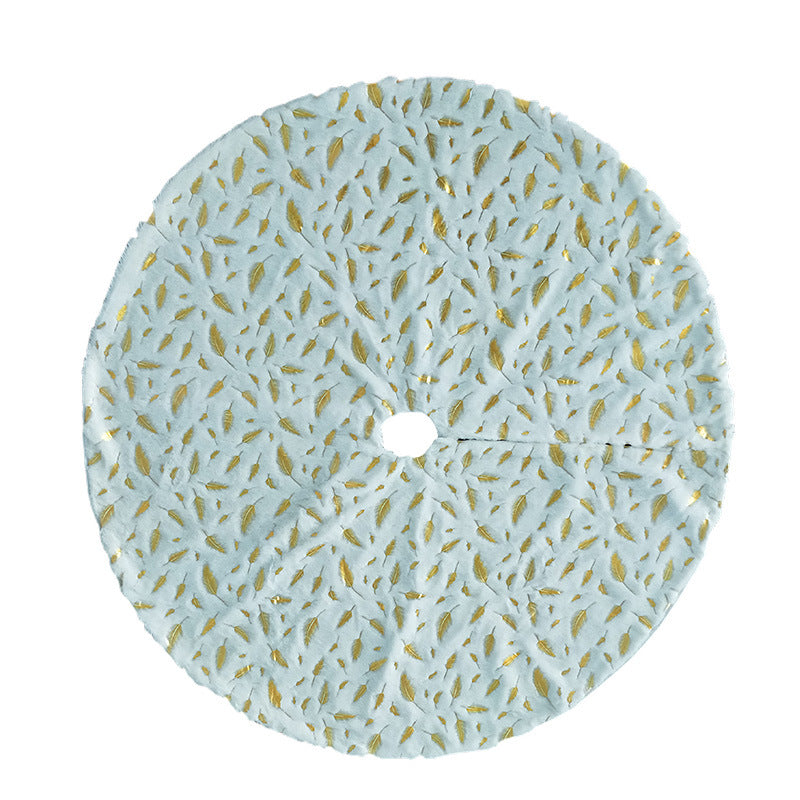 Fluffy White Christmas Tree Skirt for a Snowy Display