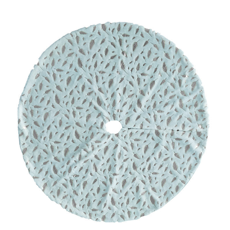Fluffy White Christmas Tree Skirt for a Snowy Display