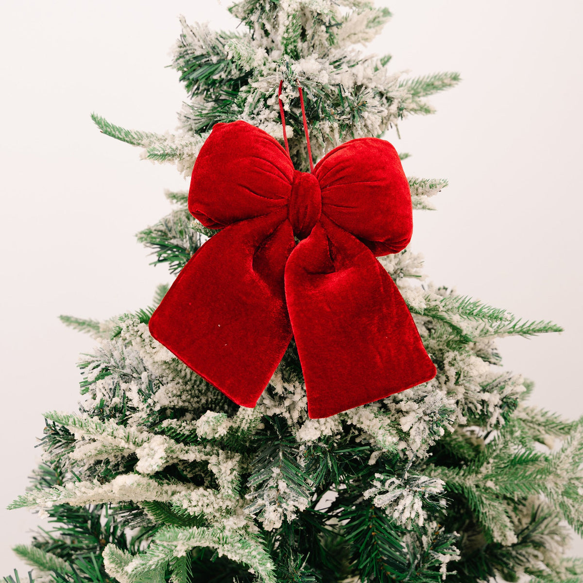Velvet Christmas Bow Ornament for Elegant Holiday Decor