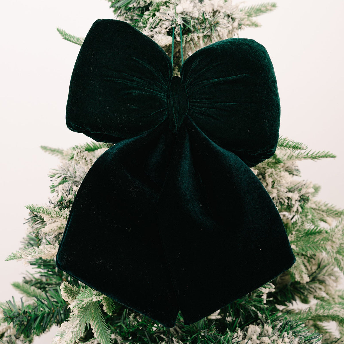 Velvet Christmas Bow Ornament for Elegant Holiday Decor