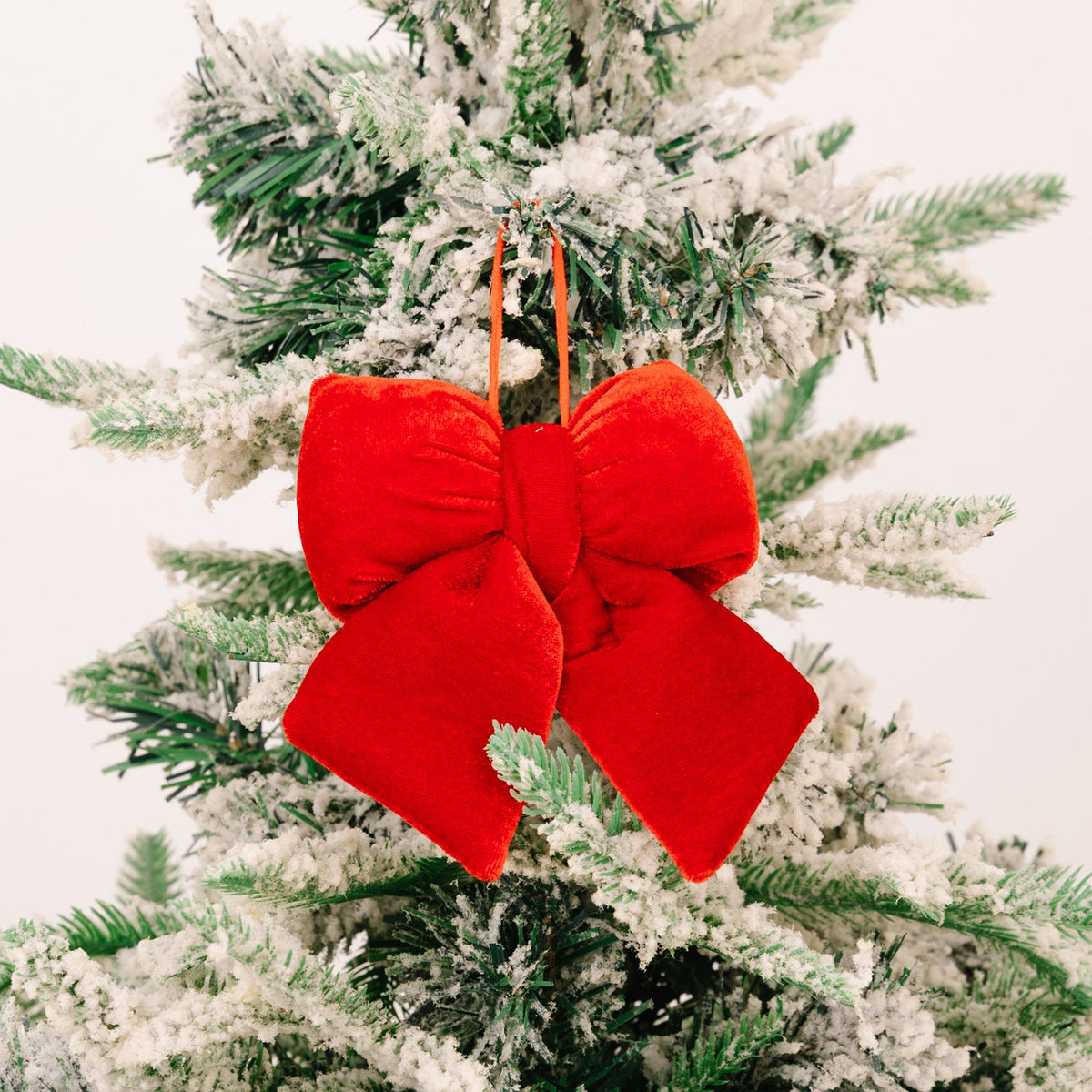 Velvet Christmas Bow Ornament for Elegant Holiday Decor