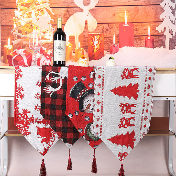Christmas Table Runner: Festive Checkered Table Decor