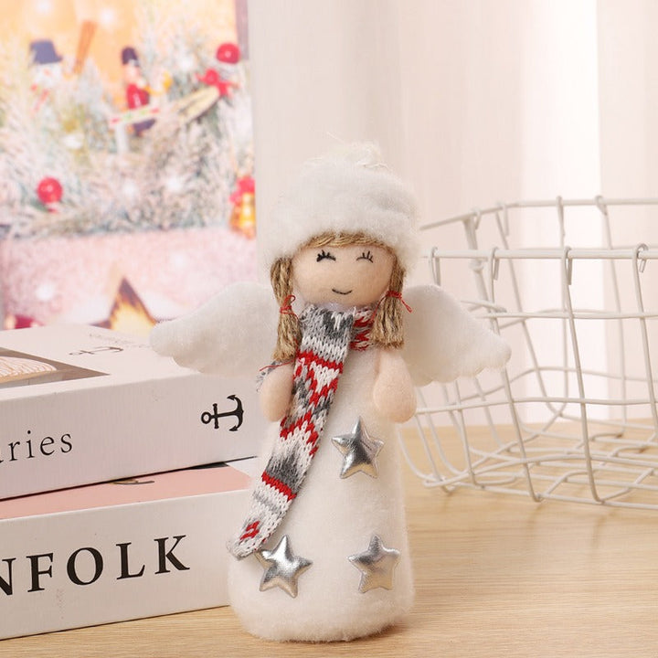 Christmas Tree Ornaments: Cozy Character Pendants