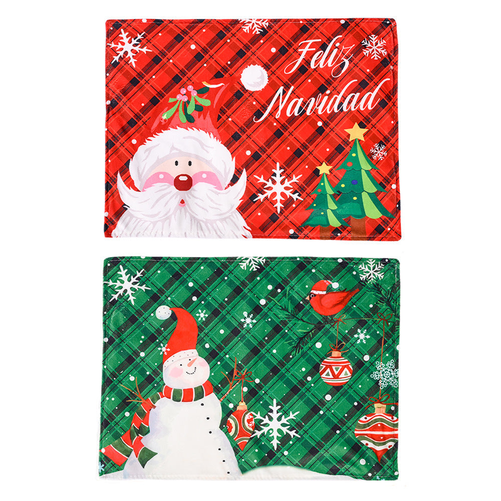 Christmas Placemats for a Coordinated Holiday Table