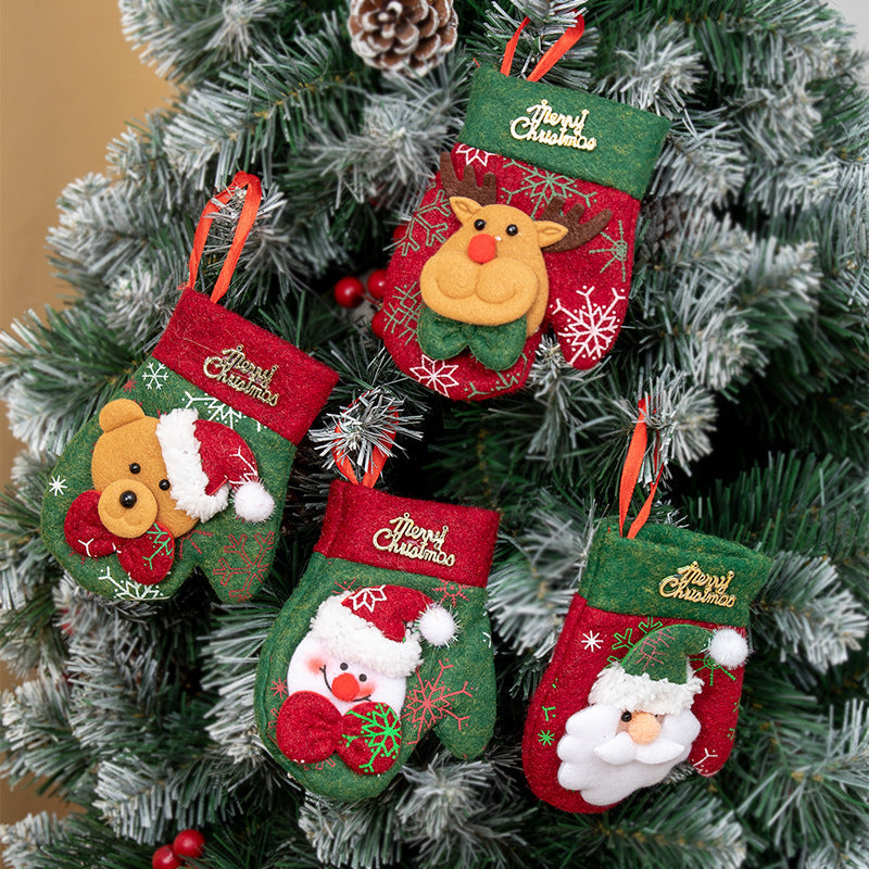 Mini Christmas Stocking Ornaments for Cozy Displays