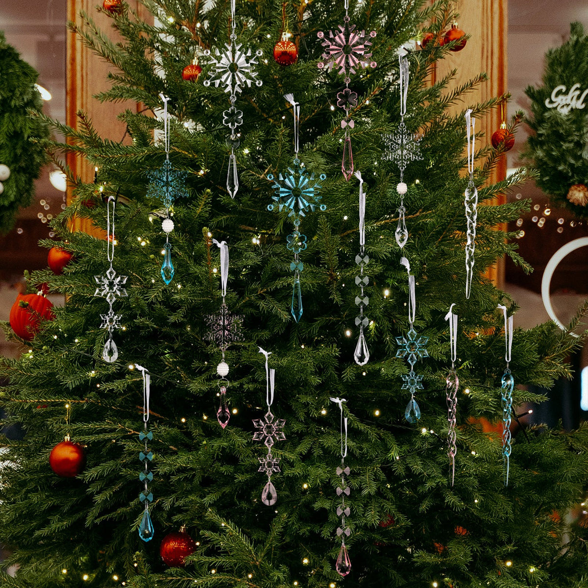 Christmas Tree Ornaments – 15-Piece Icy Sparkle Set