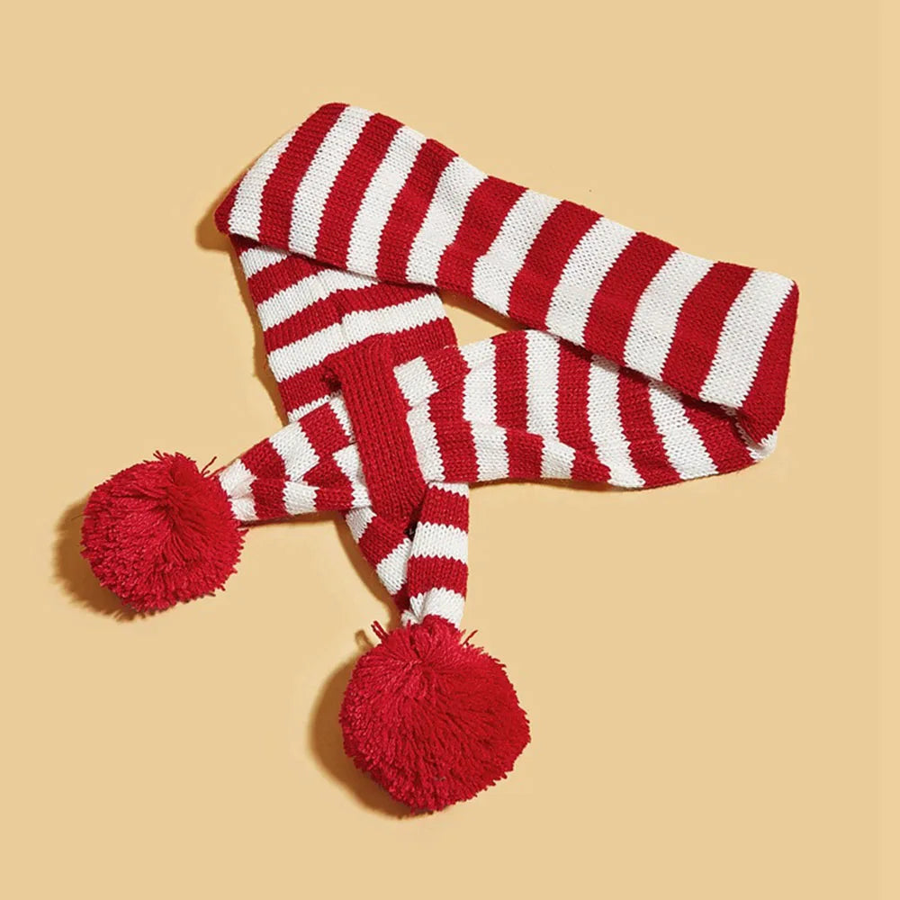 Christmas Dog Scarf – Festive Warm Knitted Pet Accessory