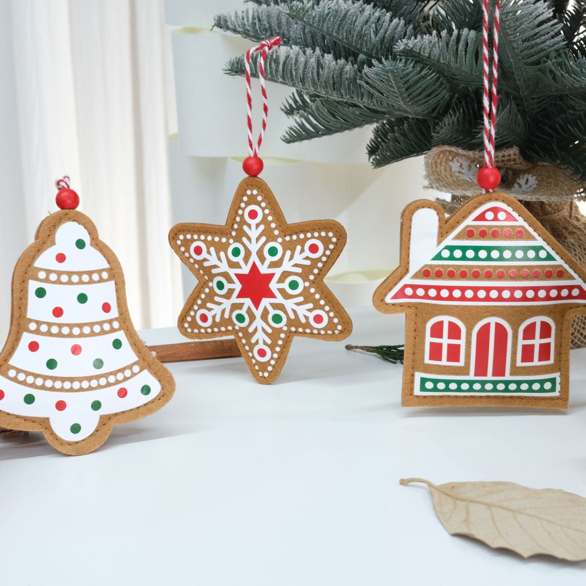 Christmas Felt Ornaments for a Cozy Gingerbread Tree