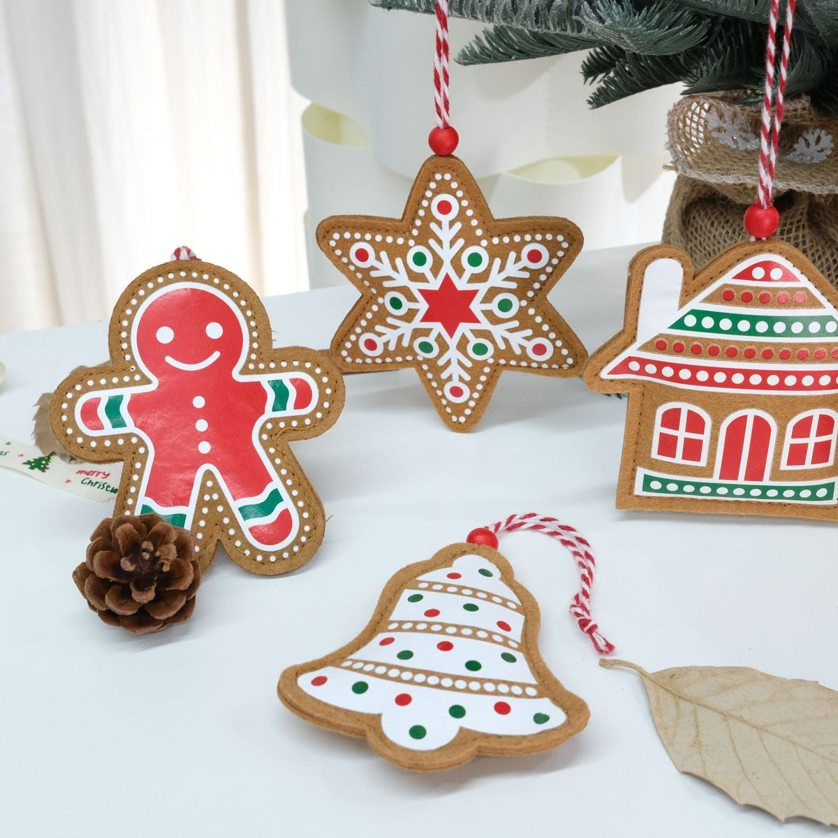 Christmas Felt Ornaments for a Cozy Gingerbread Tree