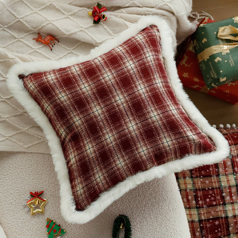 Christmas Plaid Pillow Cover With Plush Faux-Fur Trim