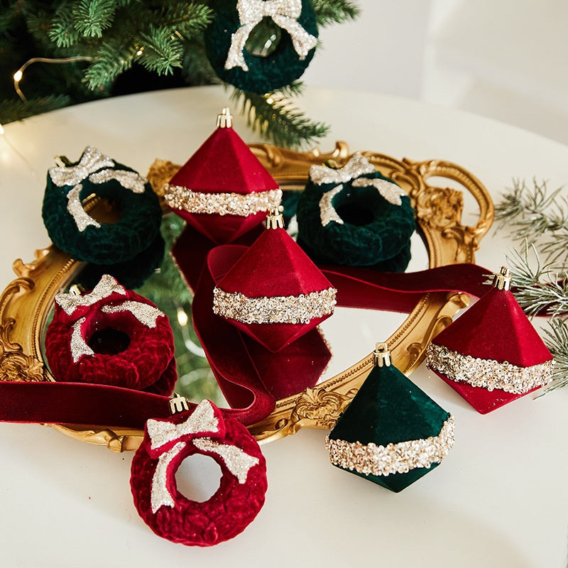 Christmas Tree Ornaments For Elegant Holiday Decor