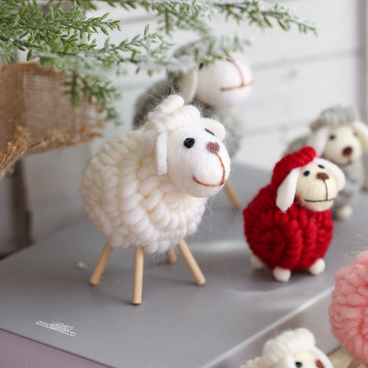 Felt Sheep Christmas Ornaments - Cozy Handmade Desk Decor