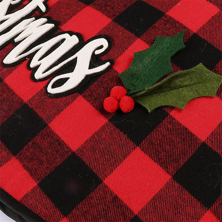 Christmas Tree Skirt With Merry Christmas Buffalo Check