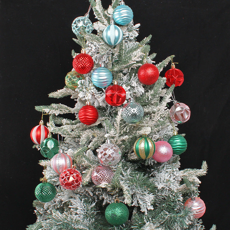 Christmas Tree Ornaments for a Sparkling Colorful Tree