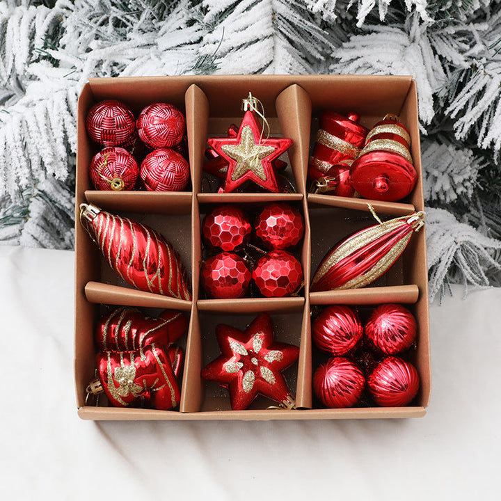 Christmas Tree Ornaments: 39-Piece Red & Gold Collection