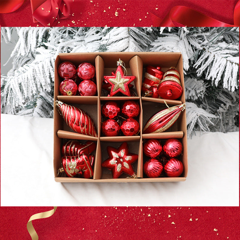 Christmas Tree Ornaments: 39-Piece Red & Gold Collection