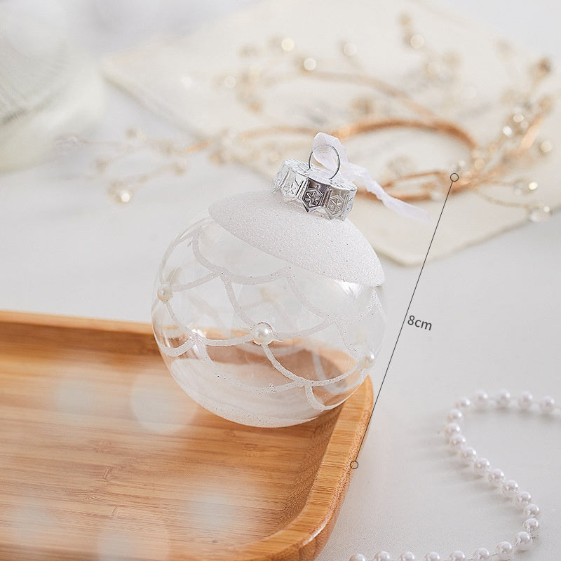 Christmas Tree Ornaments for a Refined Winter Display