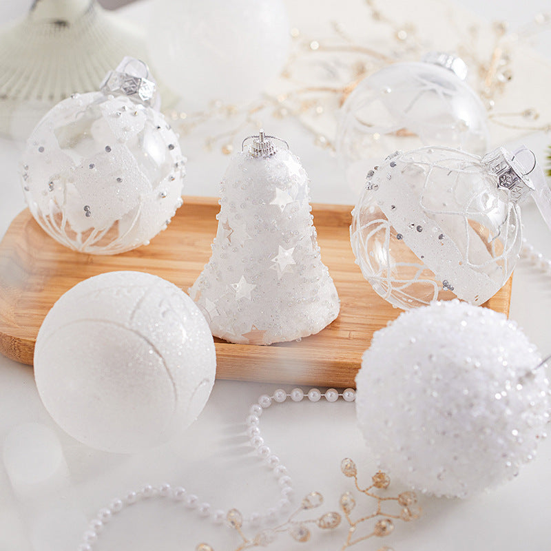 Christmas Tree Ornaments for a Refined Winter Display