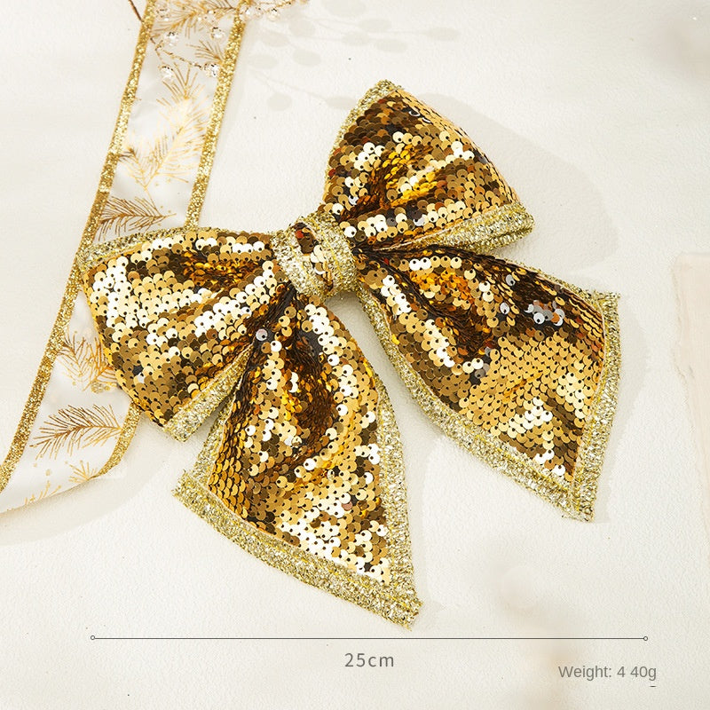 Christmas Tree Ornaments for a Refined Winter Display