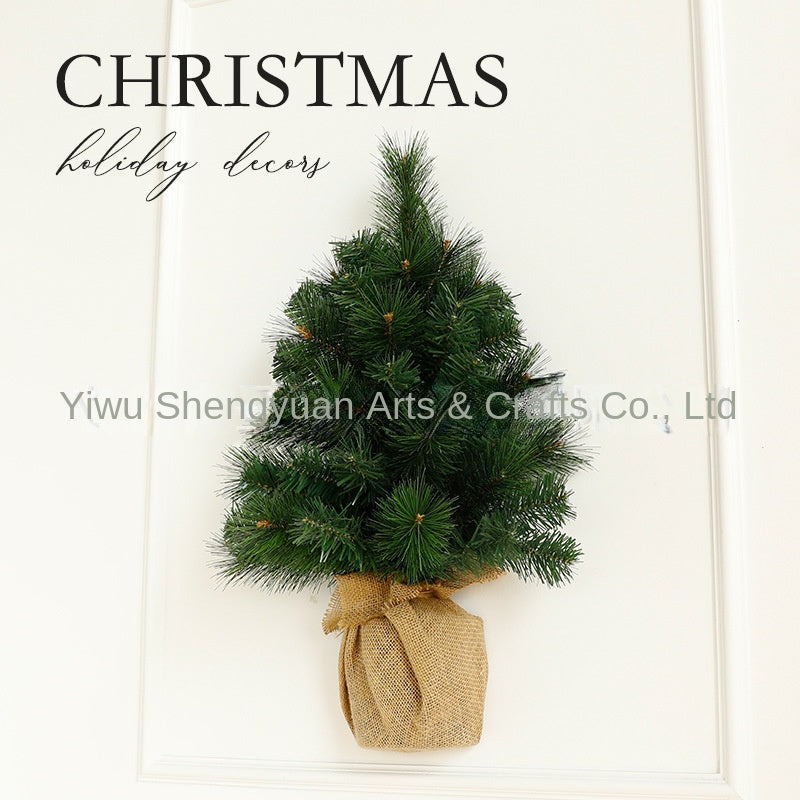 Christmas Tree Ornament With Rustic Tabletop Charm