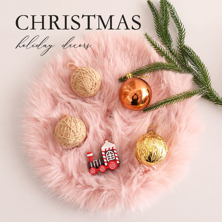 Plush Christmas Tree Skirt for Cozy Holiday Decor