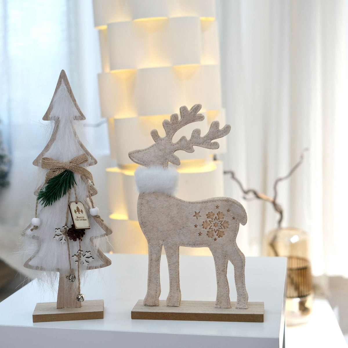 Christmas Wooden Reindeer Decor for Cozy Tabletops