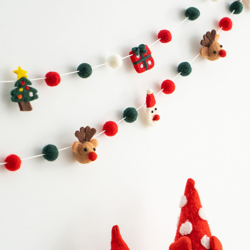 Christmas Felt Garland for Cozy Holiday Wall Decor