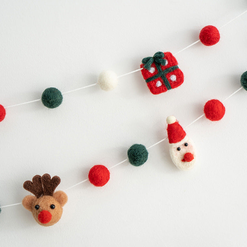 Christmas Felt Garland for Cozy Holiday Wall Decor