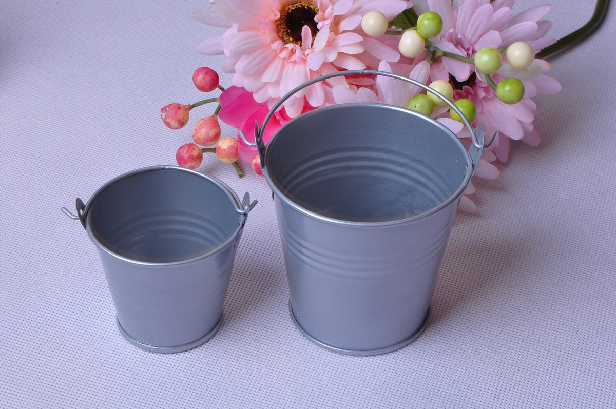 Mini Tin Flower Pots for Colorful Crafts and Decor