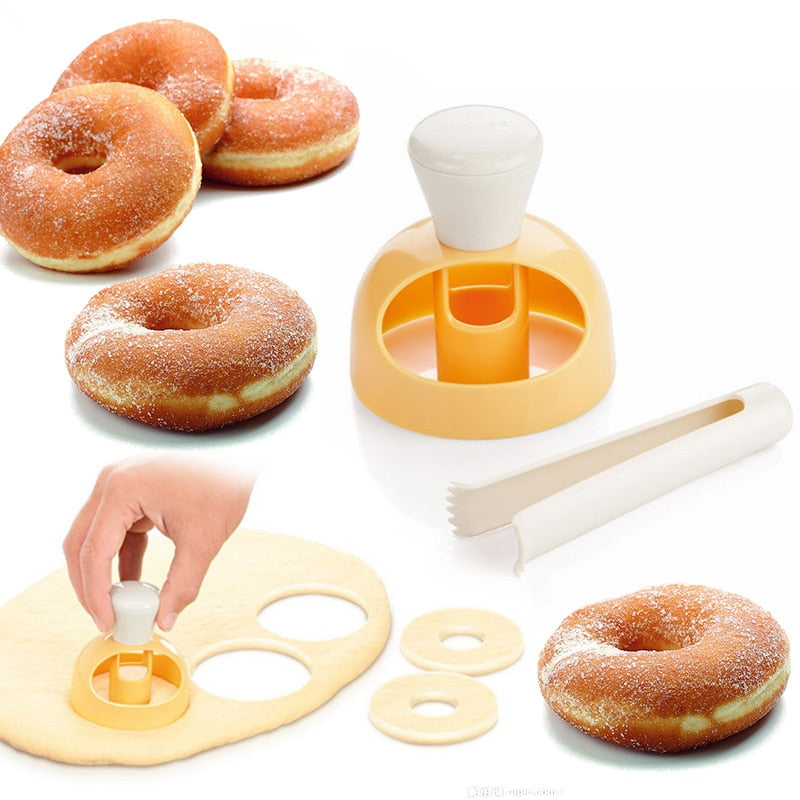 Homemade Doughnut Cutter Set with Plunger and Tongs
