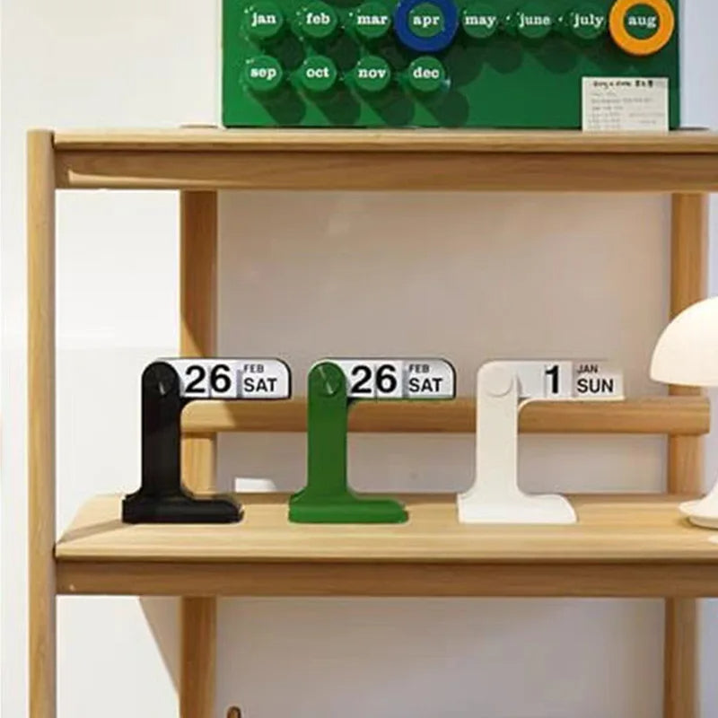 Flippable Desk Calendar With Sculptural Modern Design