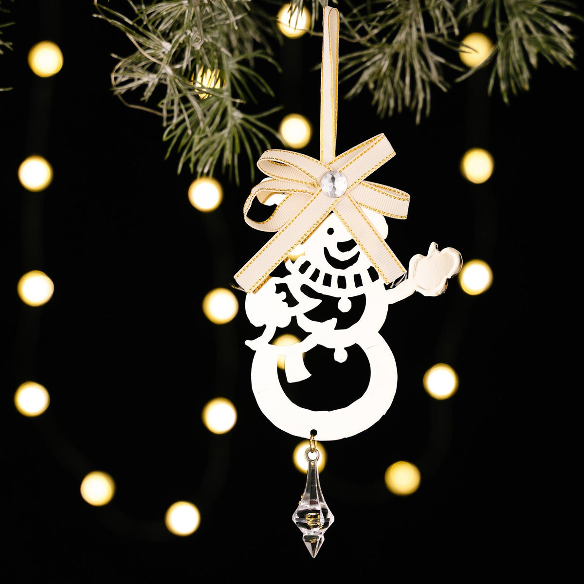 Christmas Tree Ornaments With Elegant Crystal Sparkle