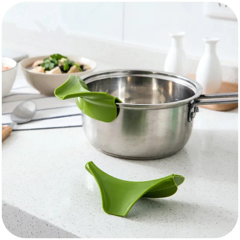 Silicone Pot Pour Funnel for Soup and Broth