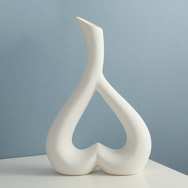 Heart-Shaped Ceramic Vase for Romantic Modern Decor