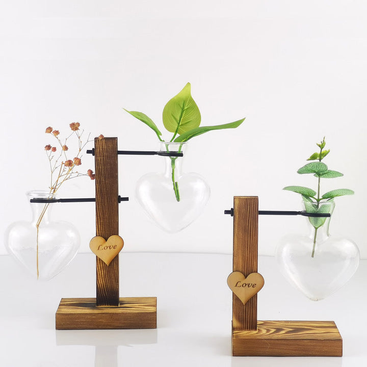 Heart-Shaped Hydroponic Vase for Romantic Tabletop Decor