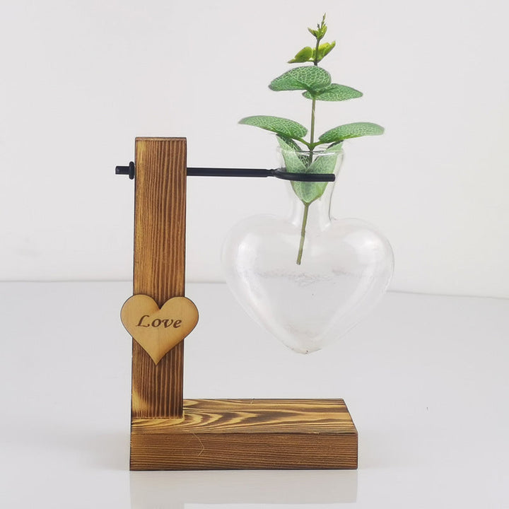 Heart-Shaped Hydroponic Vase for Romantic Tabletop Decor