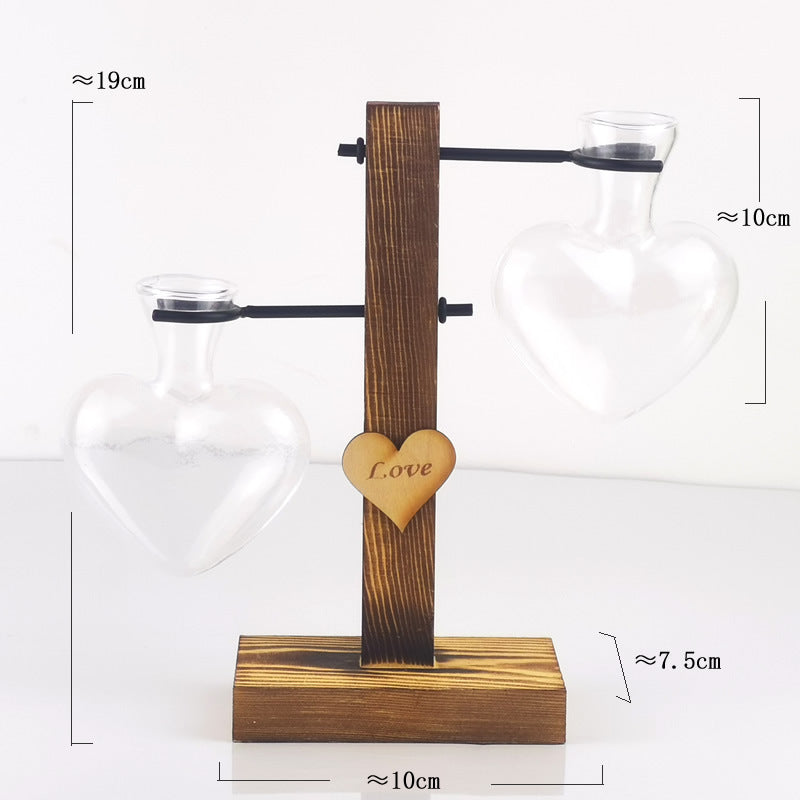 Heart-Shaped Hydroponic Vase for Romantic Tabletop Decor