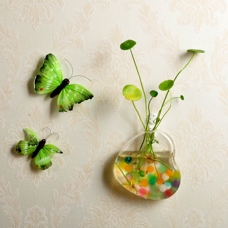 Love-Shape Hydroponic Wall Vase for Botanical Displays