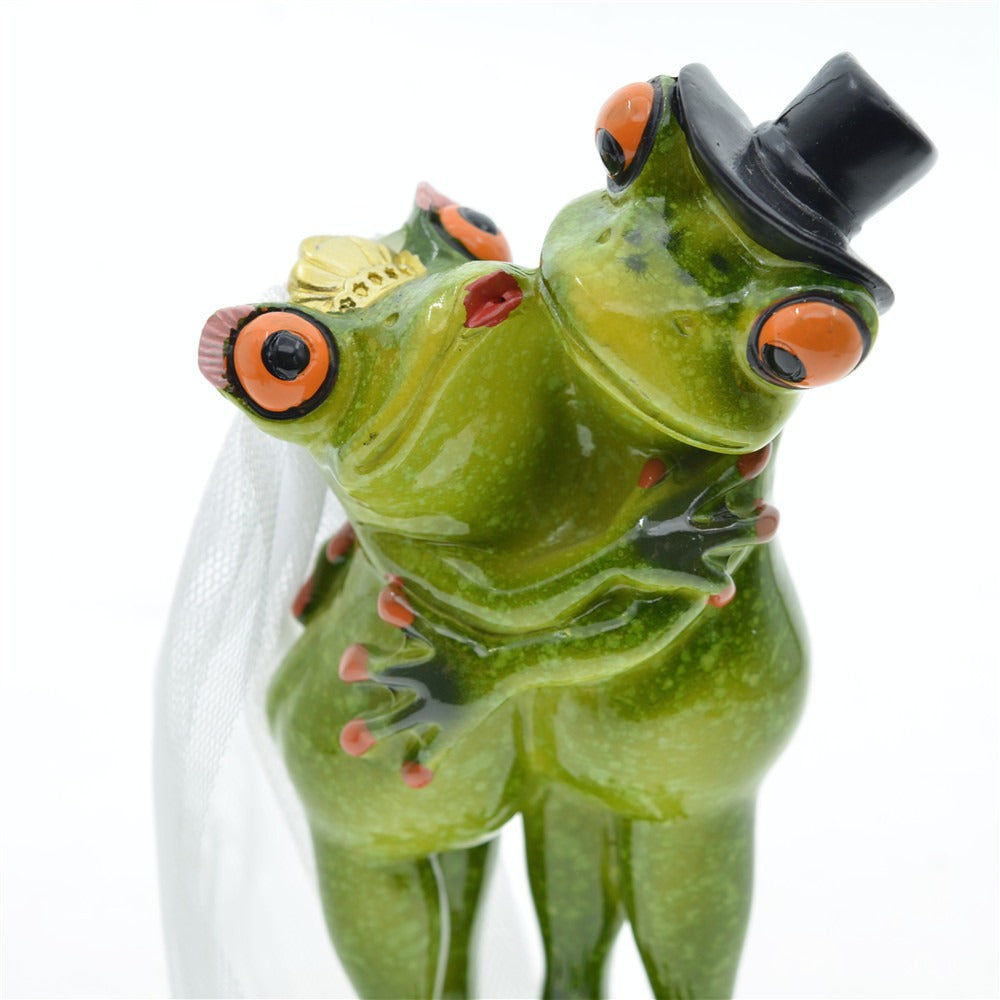 Nordic Frog Couple Decor for Playful Garden Displays