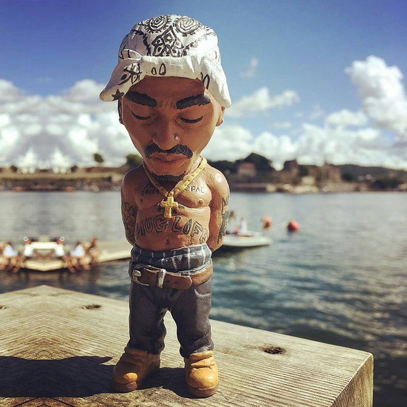 Rap Culture Resin Statue Set for Distinctive Desk Decor