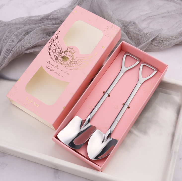 Retro Shovel Dessert Spoons for Stylish Coffee Serving