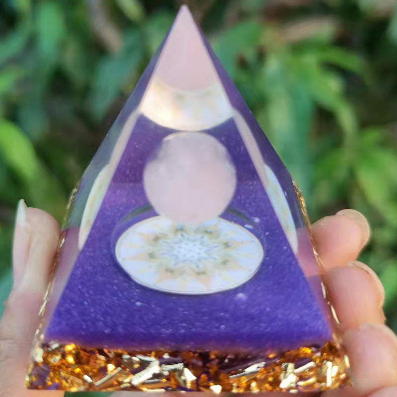 Crystal Ball Pyramid Decor for Reflective Shelf Style