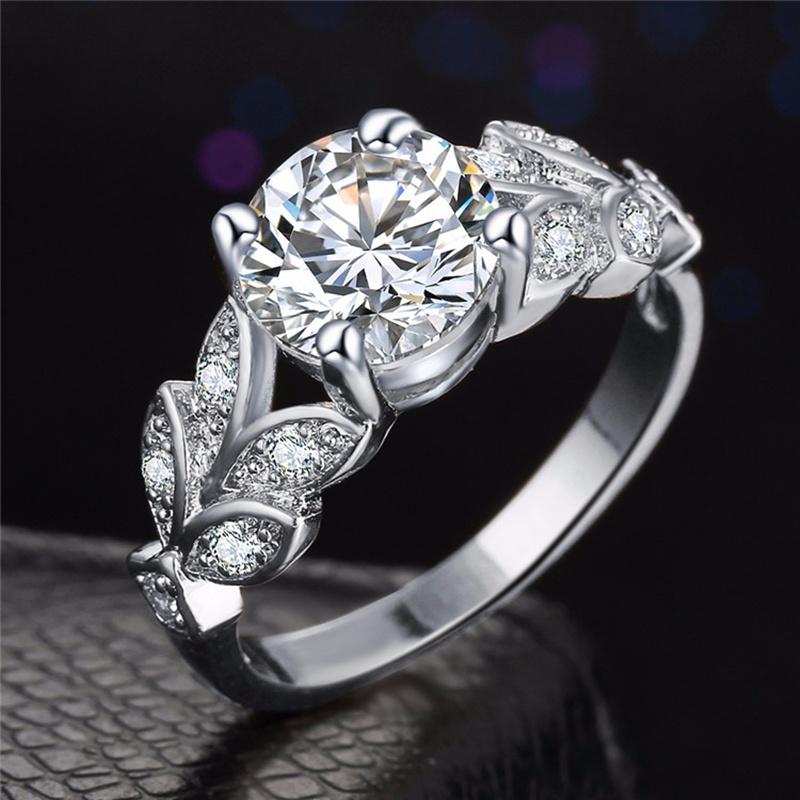 Rose Gold Cubic Zirconia Ring: Diamond-Look Sparkle