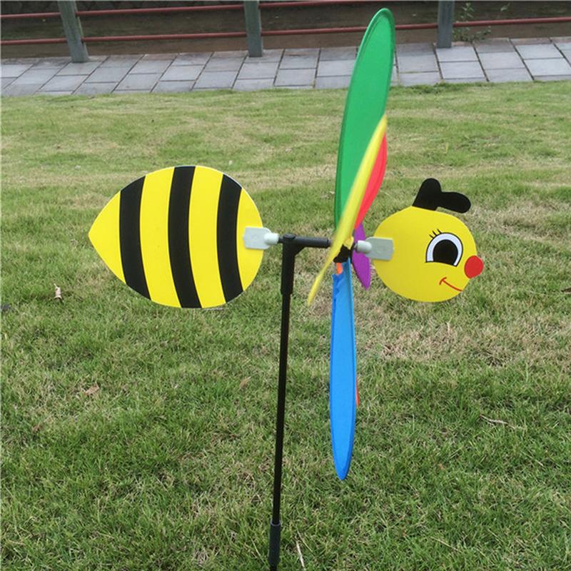 3D Bee Wind Spinner for Colorful Garden Motion Decor