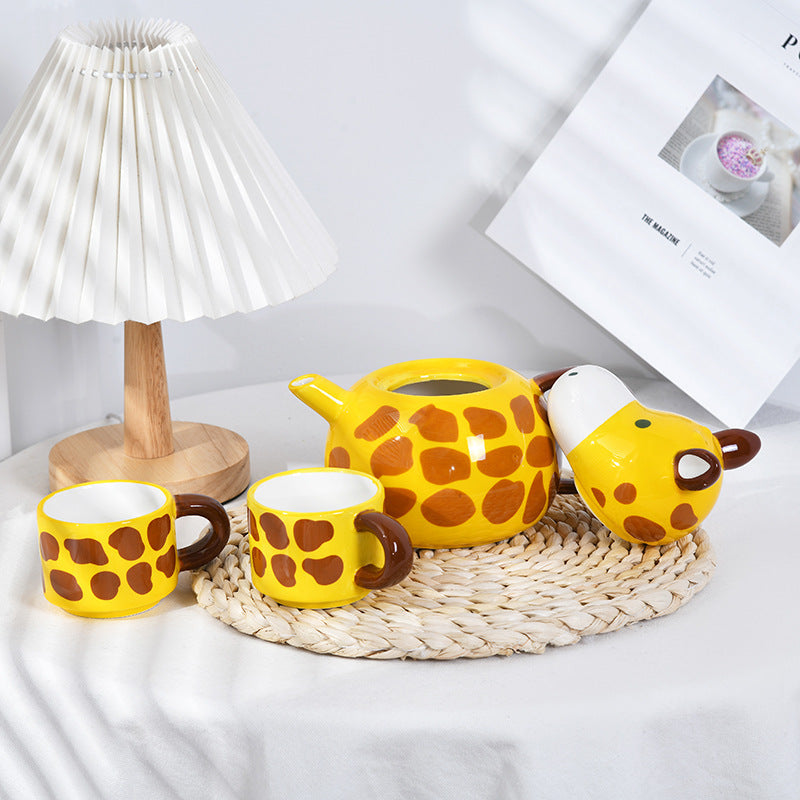 Giraffe Tea Set Ceramic Teapot Cups for Cheerful Tables