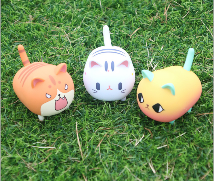 Electric Crawling Cat Toy for Playful Collectors & Gifts